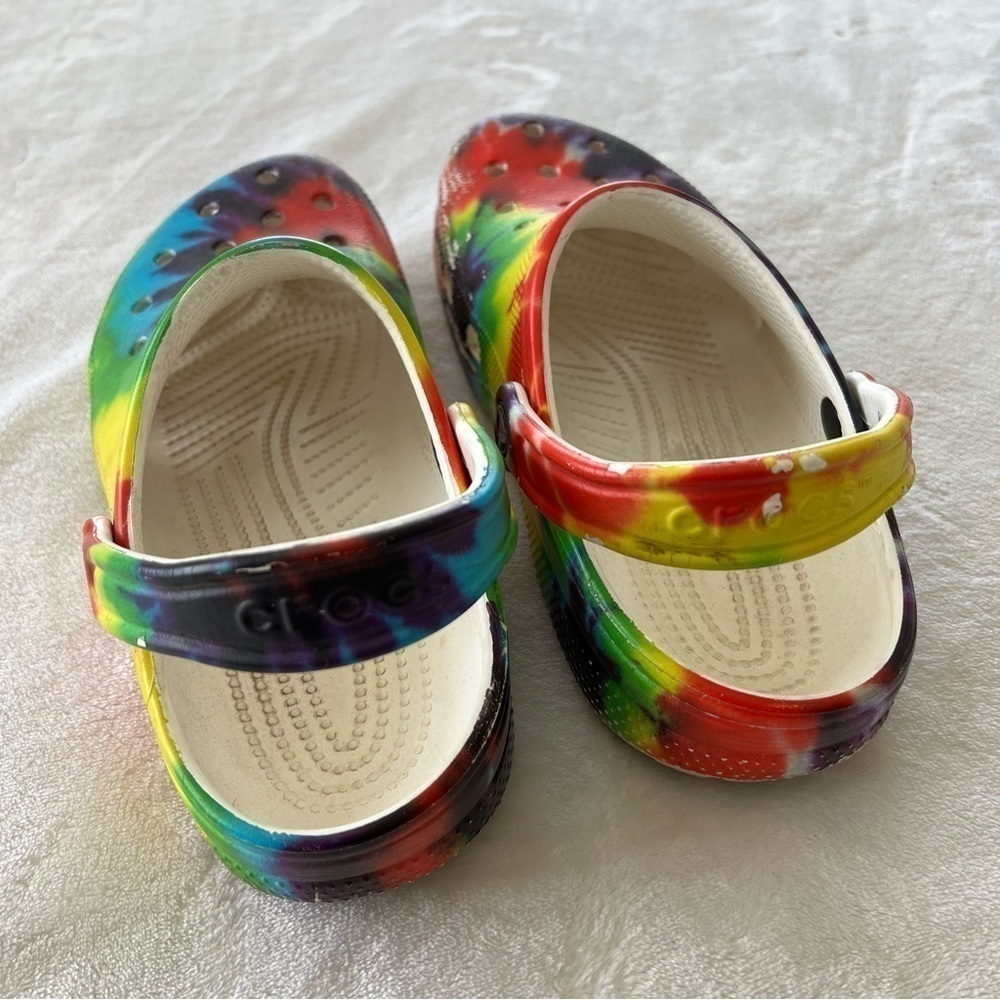 CROCS Classic Tie Dye Slides - Picture 4 of 5